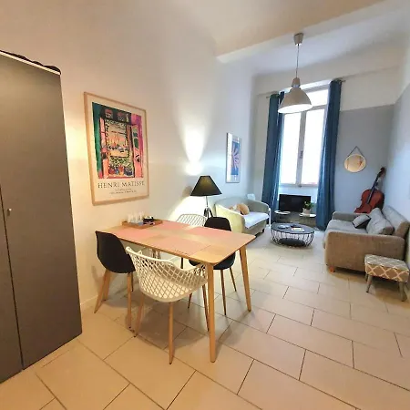 Apartament 3 Gem In Old Town